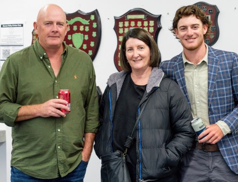 Our thanks to Tain Piercy and his parents Ash and Kylie for supplying the yabbies. Our thanks to Tain Piercy and his parents Ash and Kylie for supplying the yabbies.
